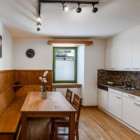 Casa Bernina Apartment *